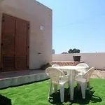 Casa Mare Con Terrazza Дом отдыха *