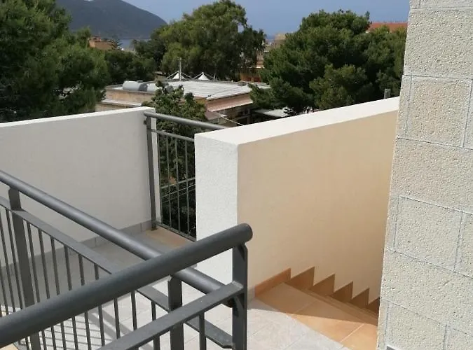 Casa Mare Con Terrazza Φαβινιάνα